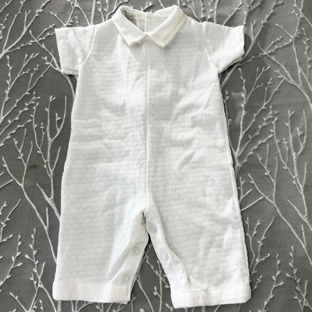 Fawn Togs Vintage White Textured‎ Knit Short Sleeve Romper Lace Trim Size S